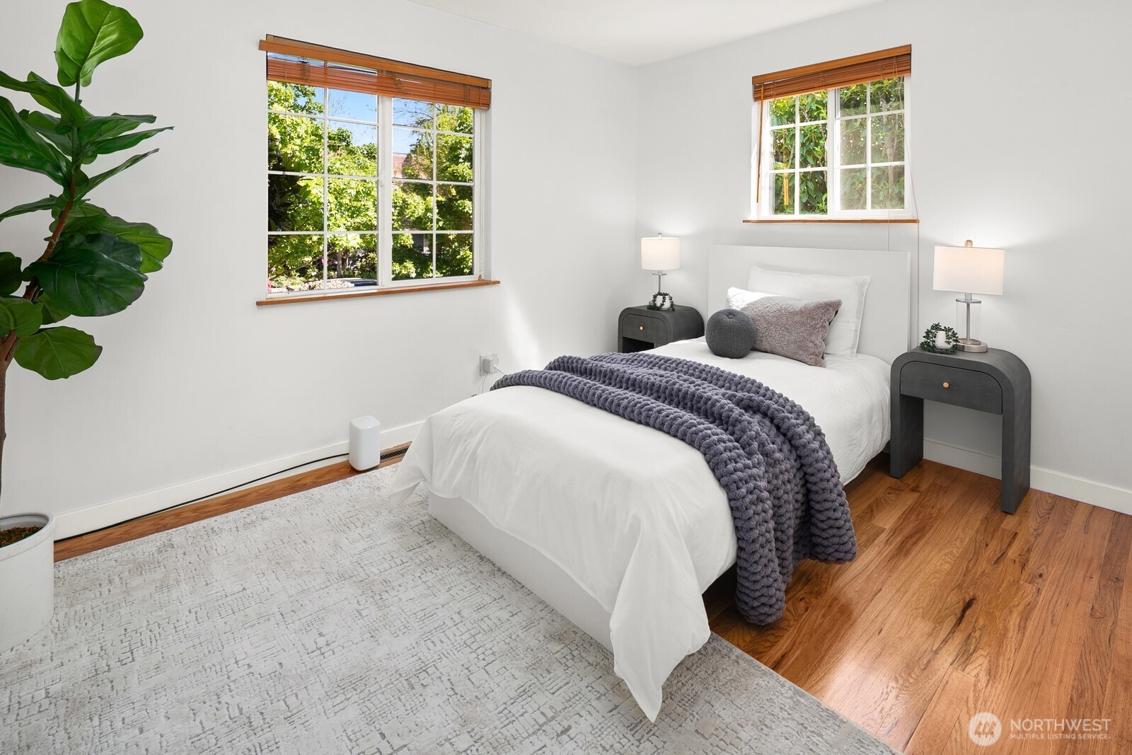 3413 48th Avenue Southwest Seattle, WA 98116 - Photo 18 of 30
