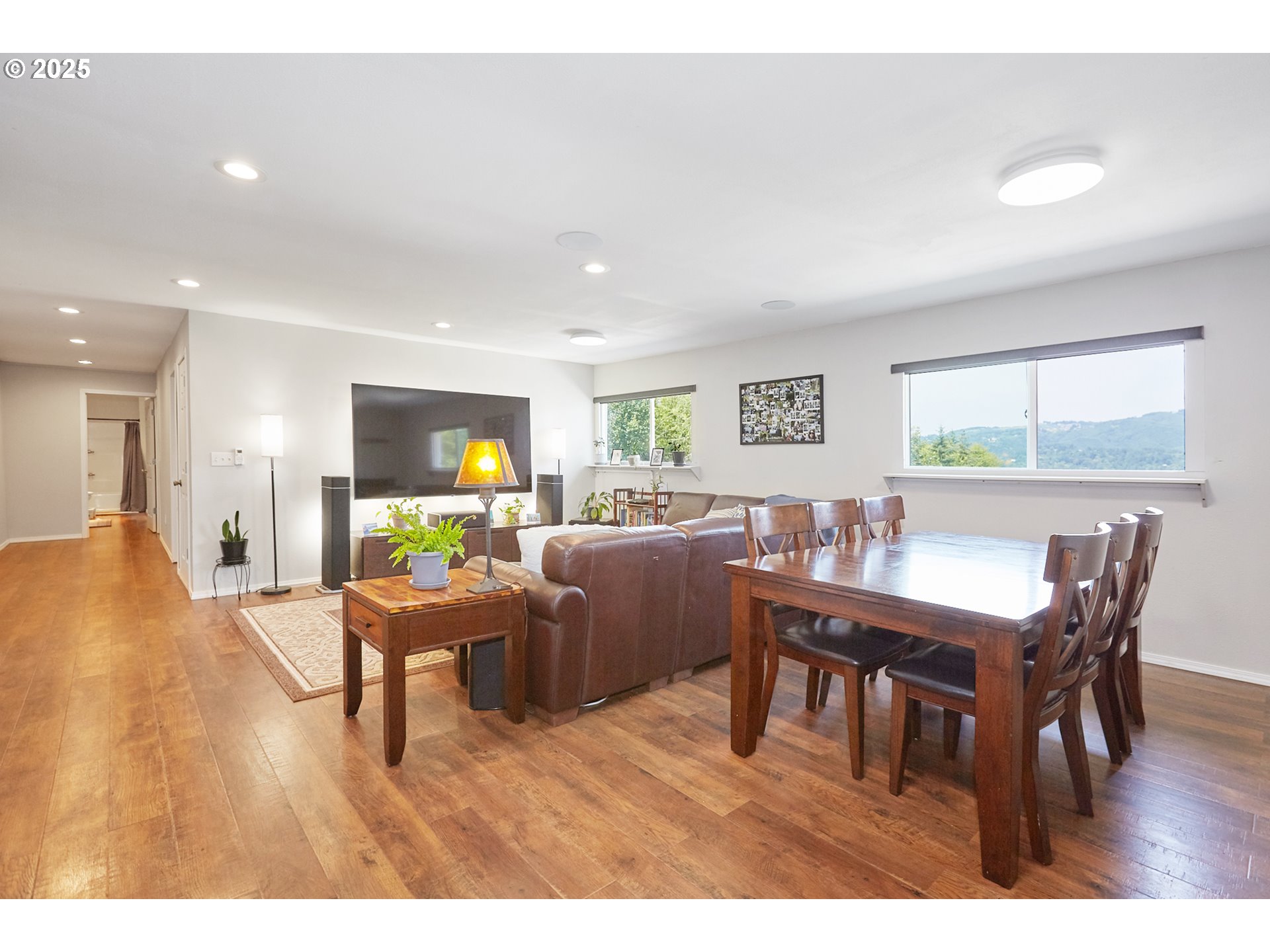 40920 Northwest Maple Ridge Road Woodland, WA 98674 - Photo 15 of 38 Guest Quarters