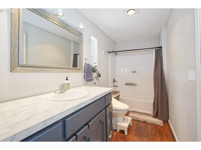 $1,499,000 | 40920 Northwest Maple Ridge Road, Woodland, WA 98674