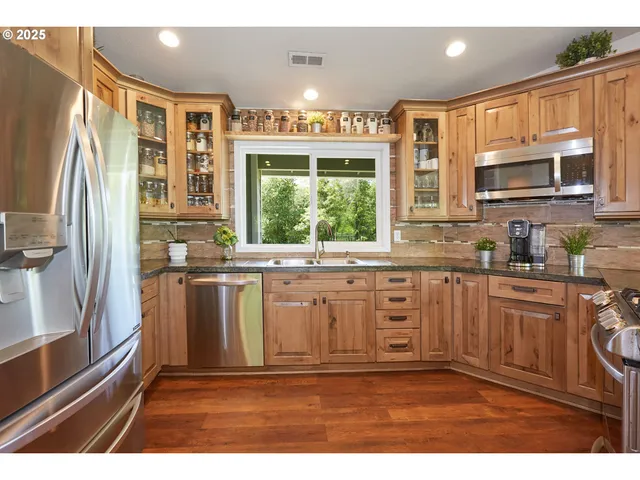 $1,499,000 | 40920 Northwest Maple Ridge Road, Woodland, WA 98674