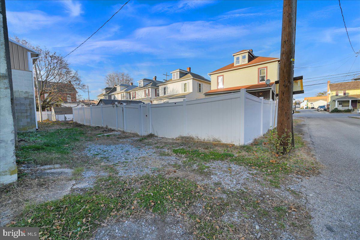 511 Stock Street Hanover, PA 17331 - Photo 36 of 40 Gallery Image 36