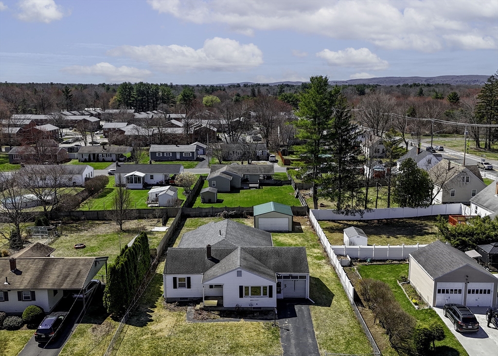 5 Helm Street South Hadley, MA 01075 - Photo 1 of 36