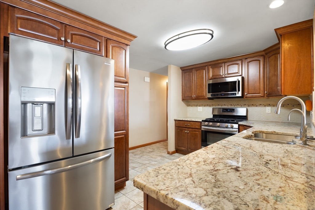 5 Helm Street South Hadley, MA 01075 - Photo 12 of 36