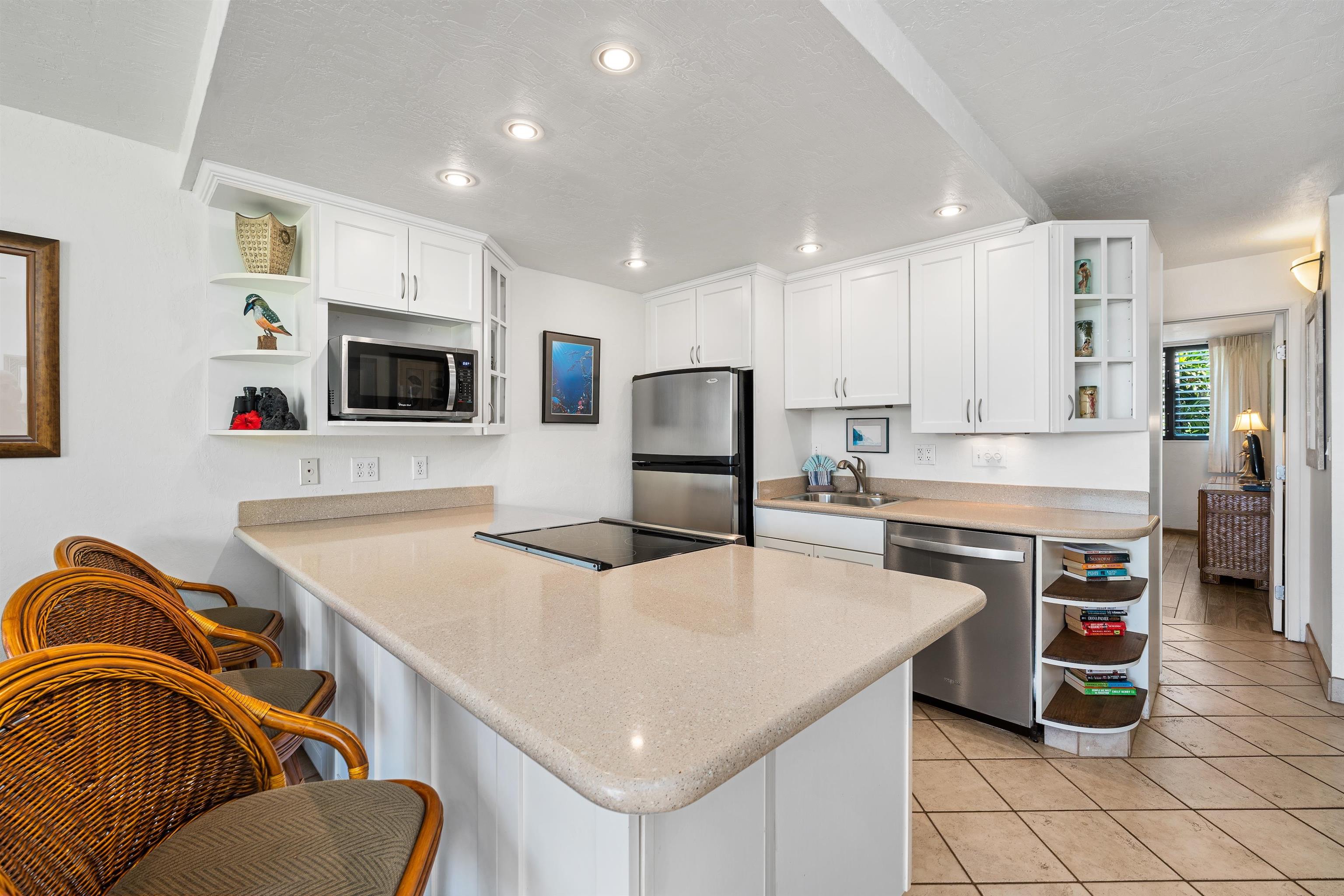 3975 Lower Honoapiilani Road, Unit 107 Lahaina, HI 96761 - Photo 8 of 33 Gallery Image 8