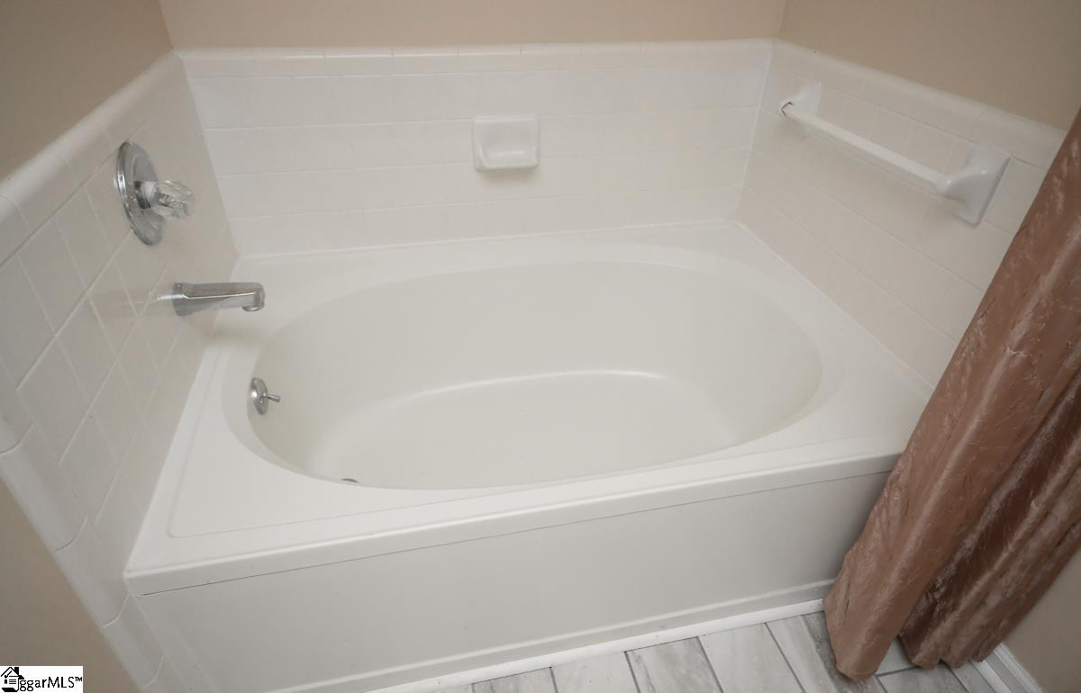 105 McBee Chapel Road Mauldin, SC 29662 - Photo 22 of 36 Gallery Image 22