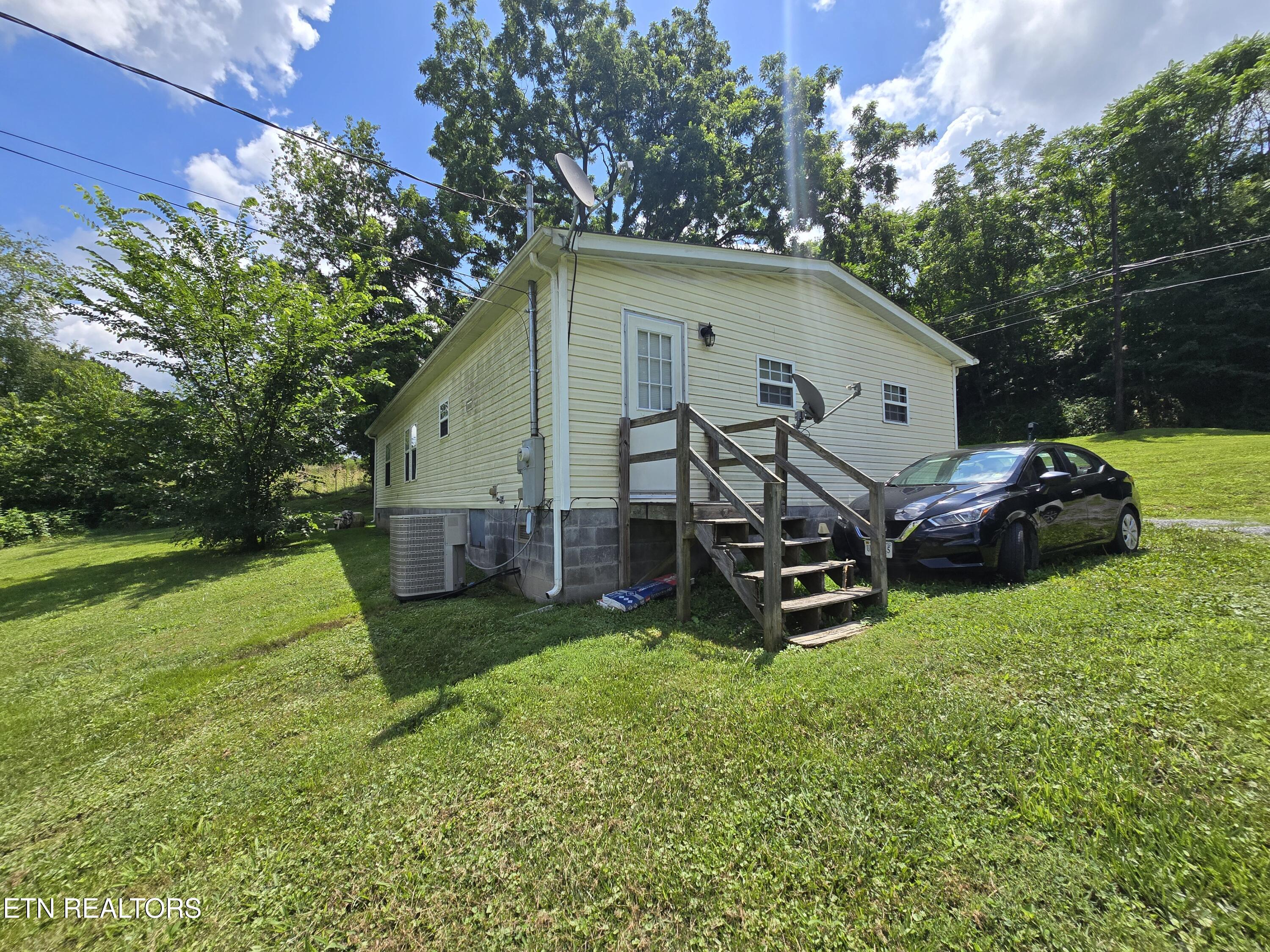 547 Chris Barney Road Dryden, VA 24243 - Photo 4 of 20 20250712_122604