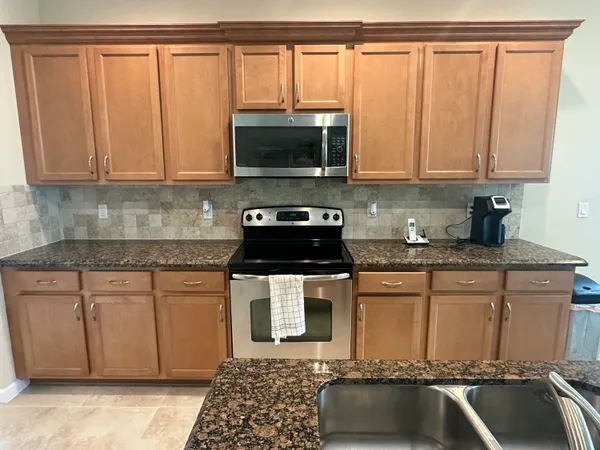 $415,000 | 11922 Southwest Crestwood Circle, Port St. Lucie, FL 34987