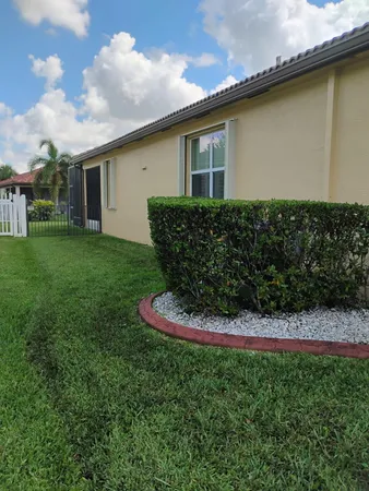 $415,000 | 11922 Southwest Crestwood Circle, Port St. Lucie, FL 34987