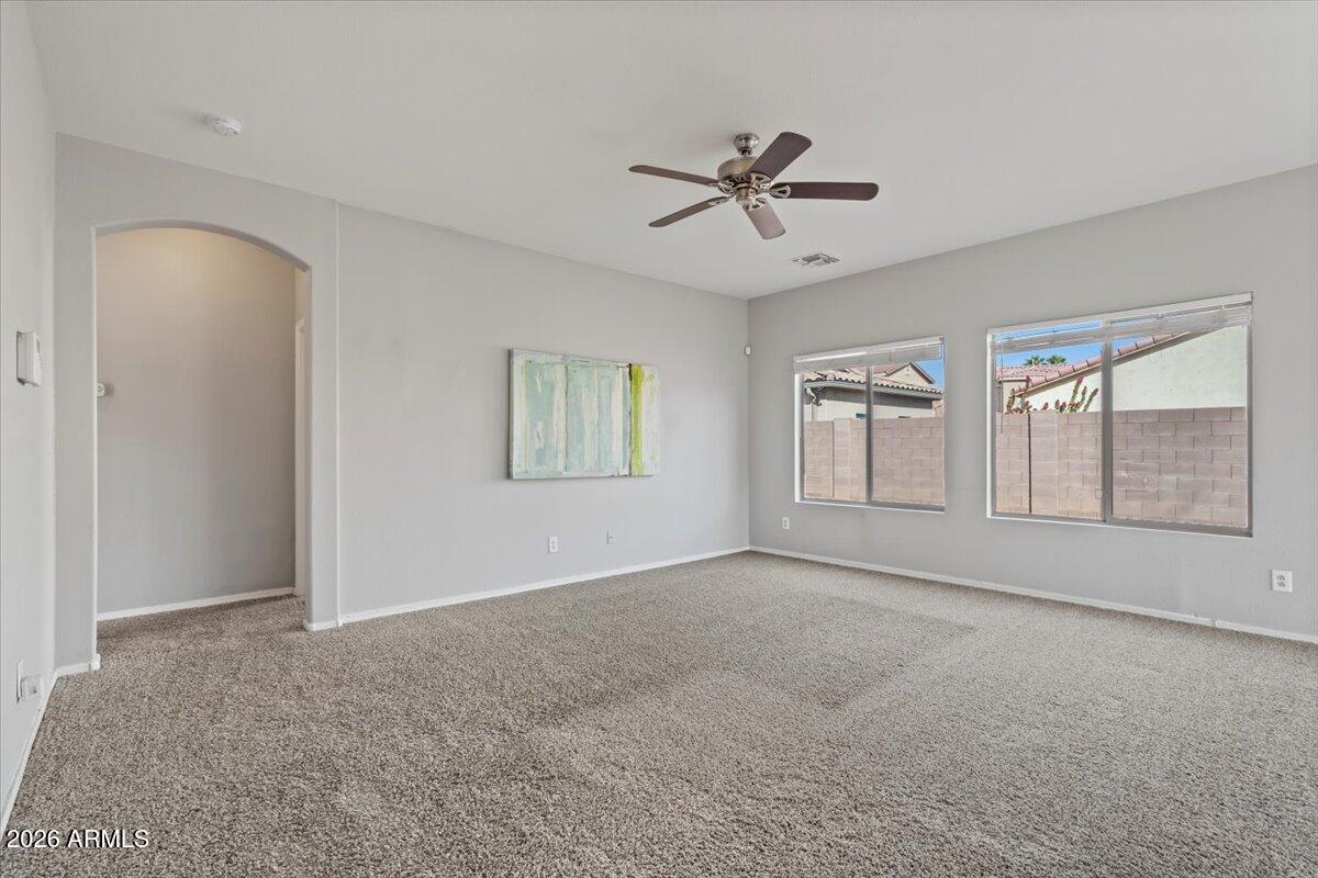 6258 South Nash Way Chandler, AZ 85249 - Photo 6 of 42 Great rooom