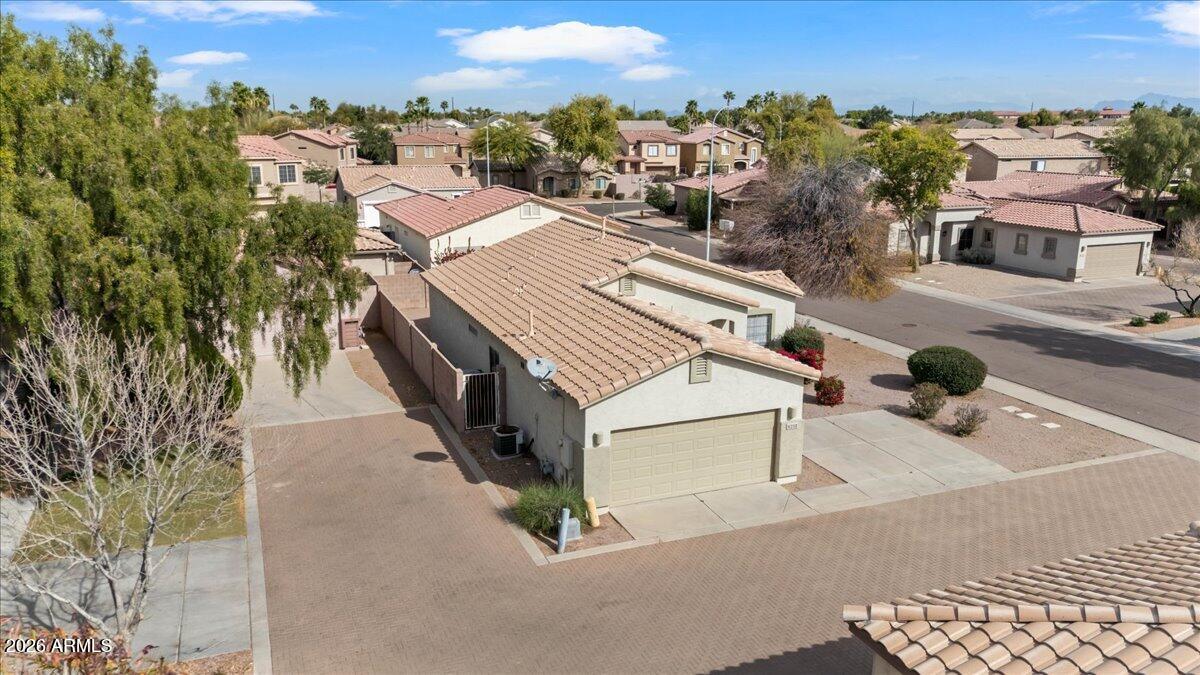 6258 South Nash Way Chandler, AZ 85249 - Photo 9 of 42 11-DJI_20260211111015_0372_D