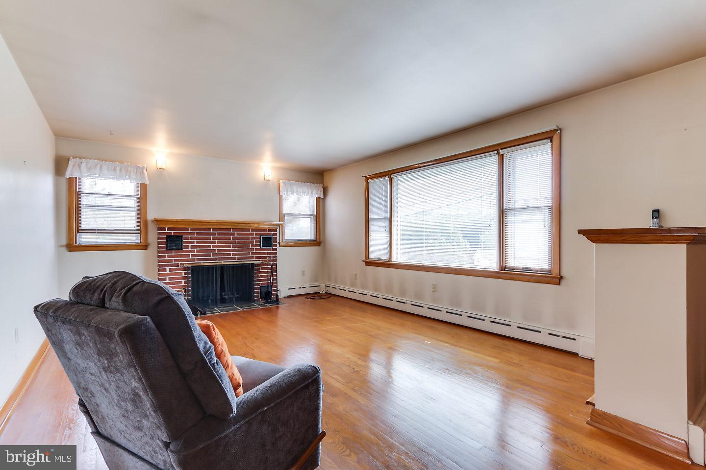 388 Pleasant View Road Hummelstown, PA 17036 - Photo 3 of 25 Gallery Image 3