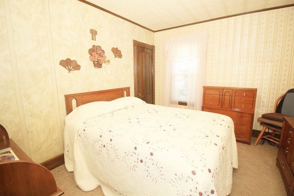 195 Millbury Street Worcester, MA 01610 - Photo 11 of 40