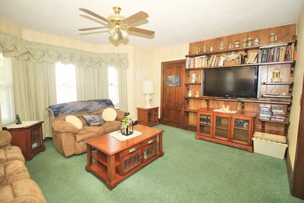 195 Millbury Street Worcester, MA 01610 - Photo 15 of 40