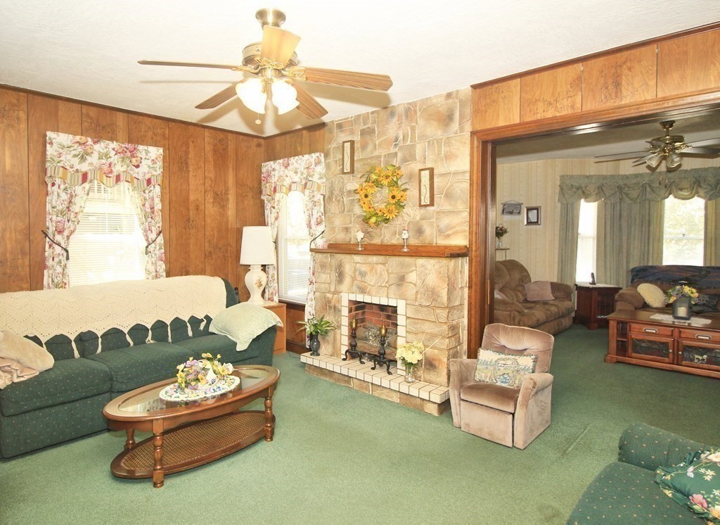 195 Millbury Street Worcester, MA 01610 - Photo 18 of 40