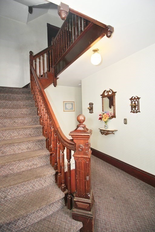 195 Millbury Street Worcester, MA 01610 - Photo 22 of 40