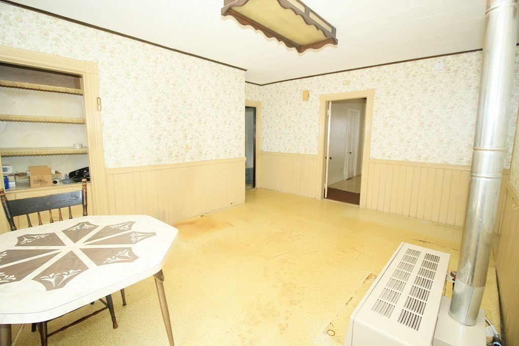 195 Millbury Street Worcester, MA 01610 - Photo 31 of 40