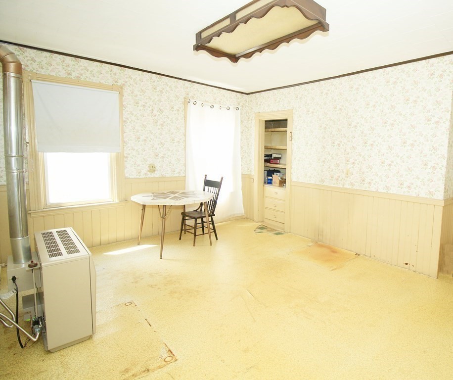 195 Millbury Street Worcester, MA 01610 - Photo 32 of 40