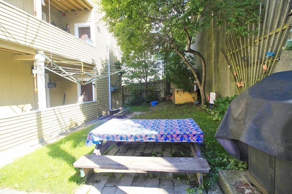 195 Millbury Street Worcester, MA 01610 - Photo 37 of 40