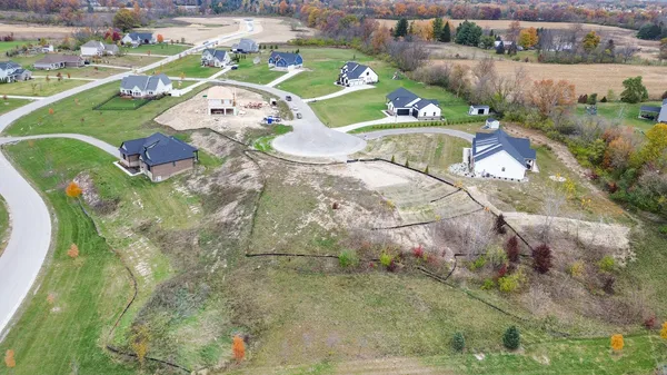 $160,000 | 510 Antler Court, Saline, MI 48176