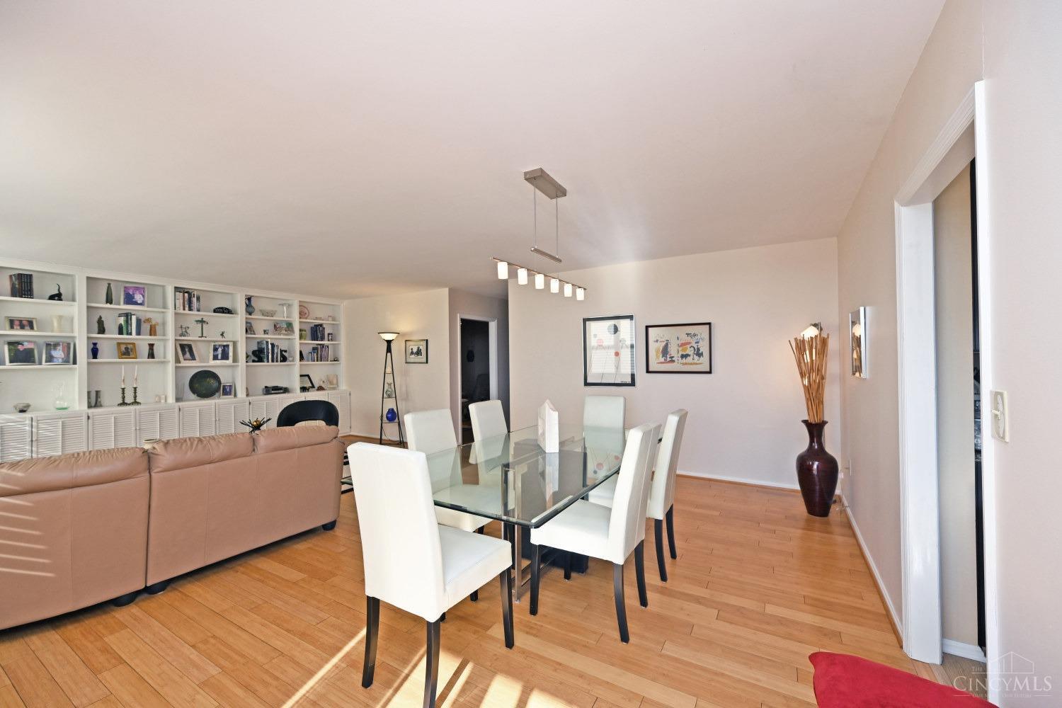 2444 Madison Road, Unit 1904 Cincinnati, OH 45208 - Photo 15 of 40 Gallery Image 15