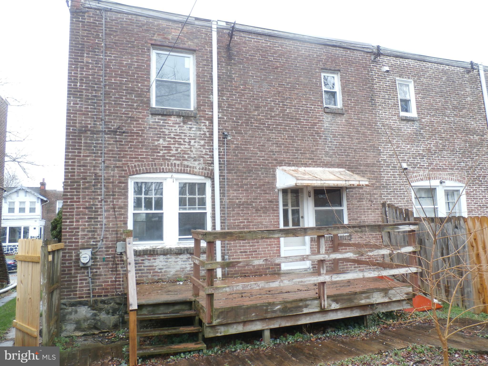 23 East Mowry Street Chester, PA 19013 - Photo 4 of 12 Back