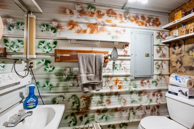 $325,000 | 16245 North McCauley Lane, Mount Vernon, IL 62864