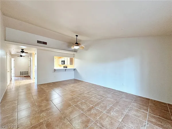 $1,840 | 2851 South Valley View Boulevard, Unit 1071, Las Vegas, NV 89102