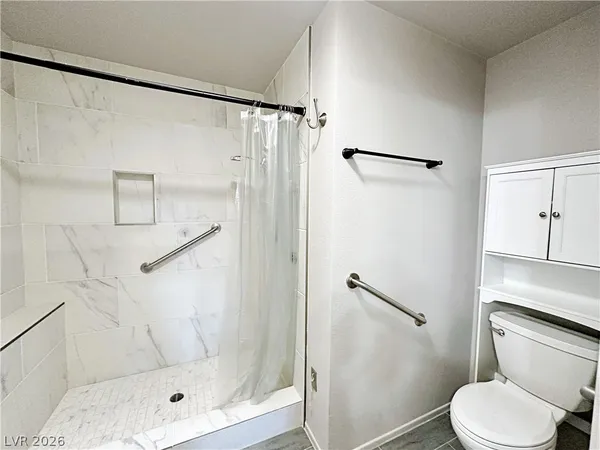 $1,840 | 2851 South Valley View Boulevard, Unit 1071, Las Vegas, NV 89102