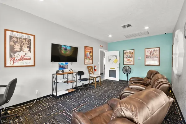 $1,840 | 2851 South Valley View Boulevard, Unit 1071, Las Vegas, NV 89102