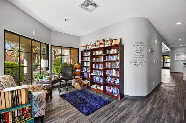 $1,840 | 2851 South Valley View Boulevard, Unit 1071, Las Vegas, NV 89102