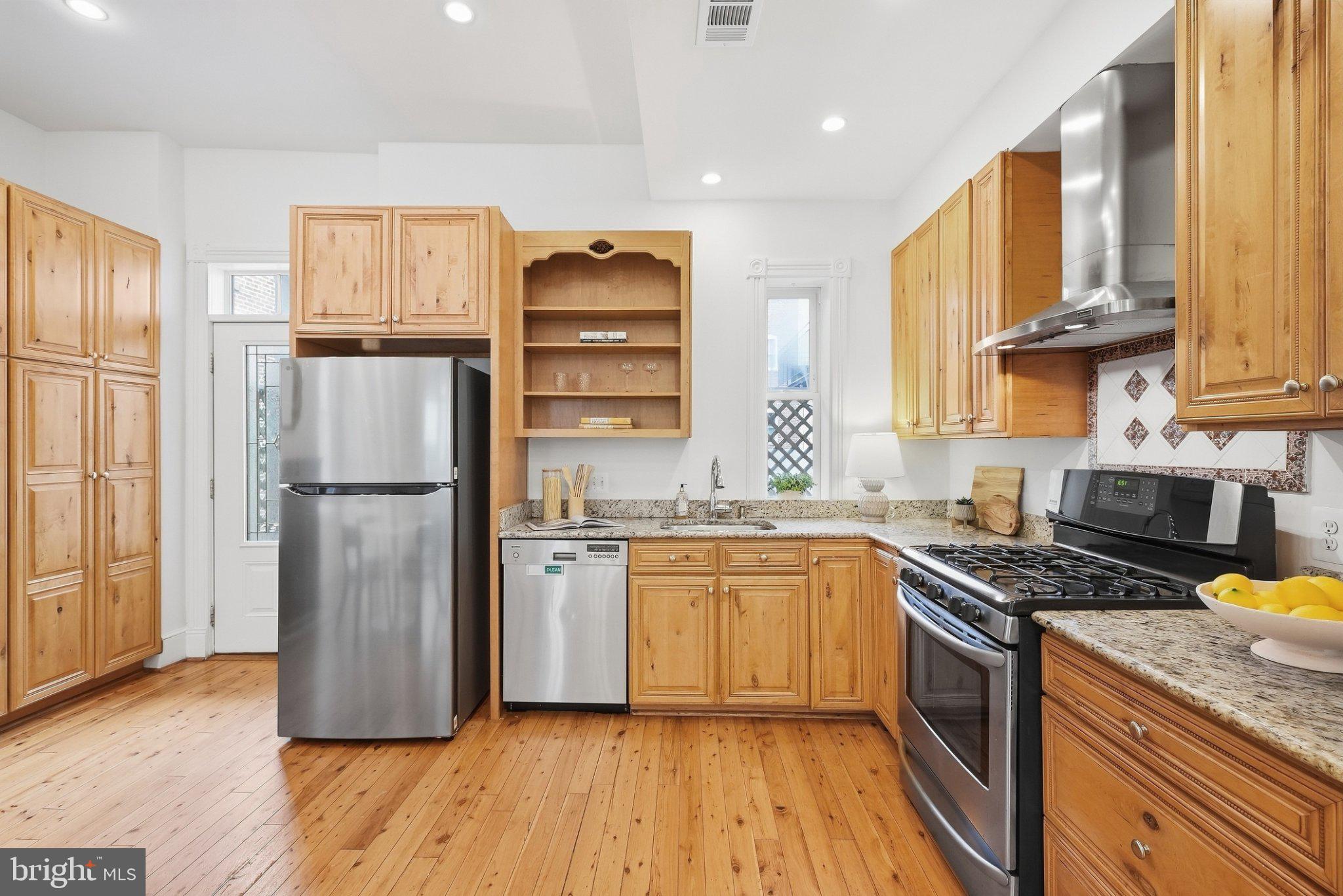 1813 Riggs Place Northwest Washington, DC 20009 - Photo 14 of 53 Gallery Image 14