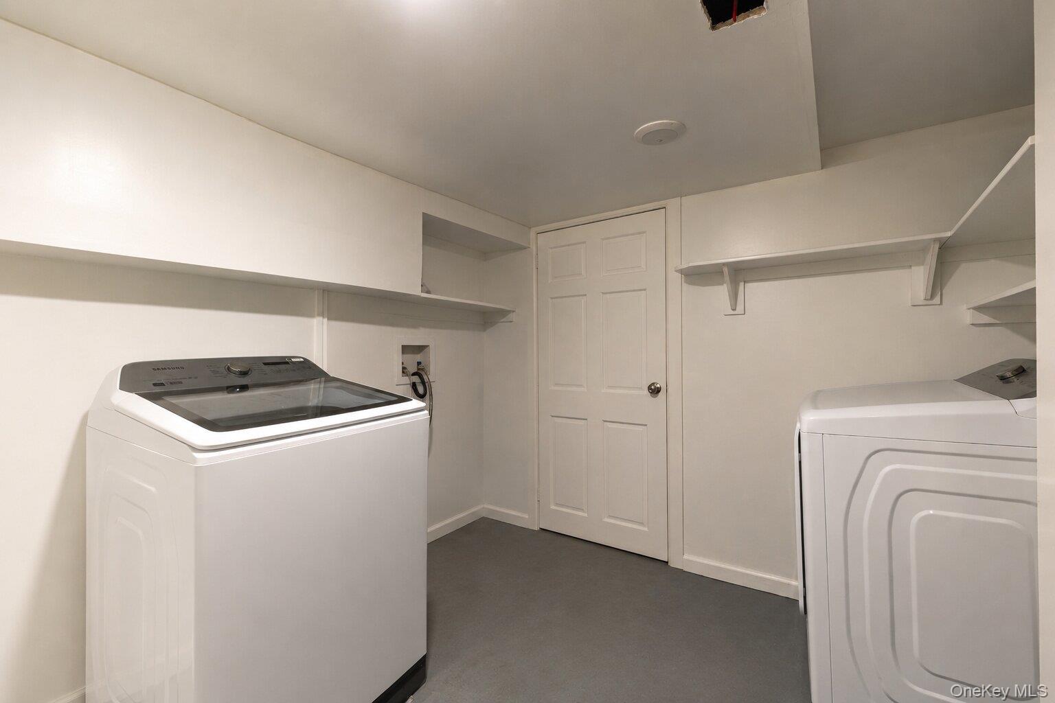 85-40 79th Street Queens, NY 11421 - Photo 24 of 31