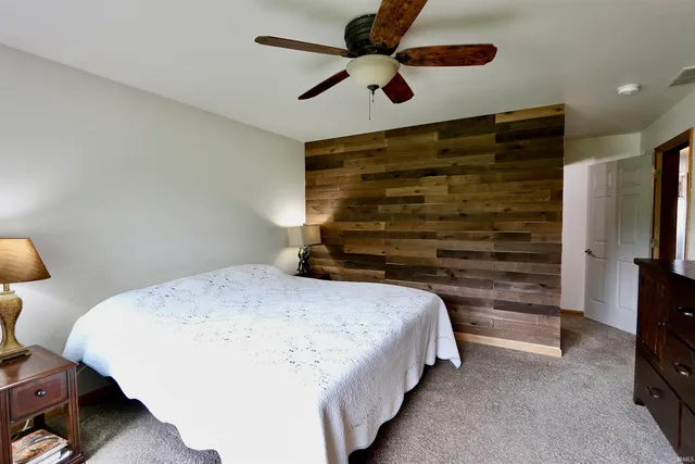 $850,000 | 189 East State Road, Fremont, IN 46737