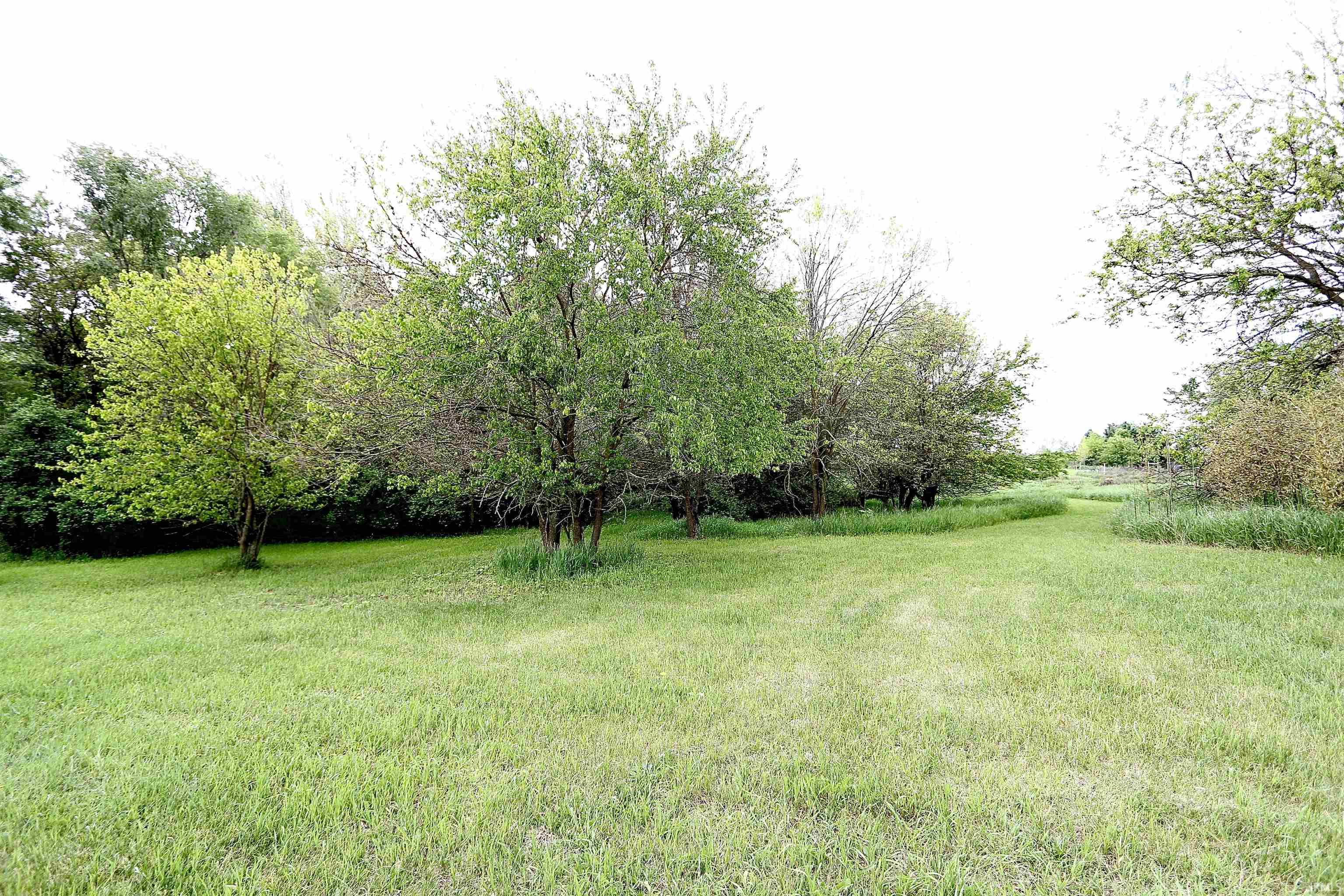 189 East State Road Fremont, IN 46737 - Photo 32 of 36