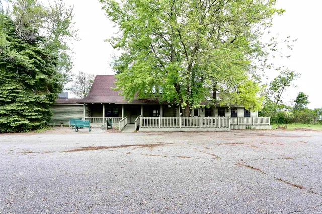 $850,000 | 189 East State Road, Fremont, IN 46737