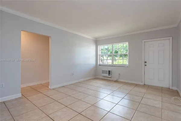 $1,800 | 3671 Southwest 11th Street, Unit 9B, Miami, FL 33135