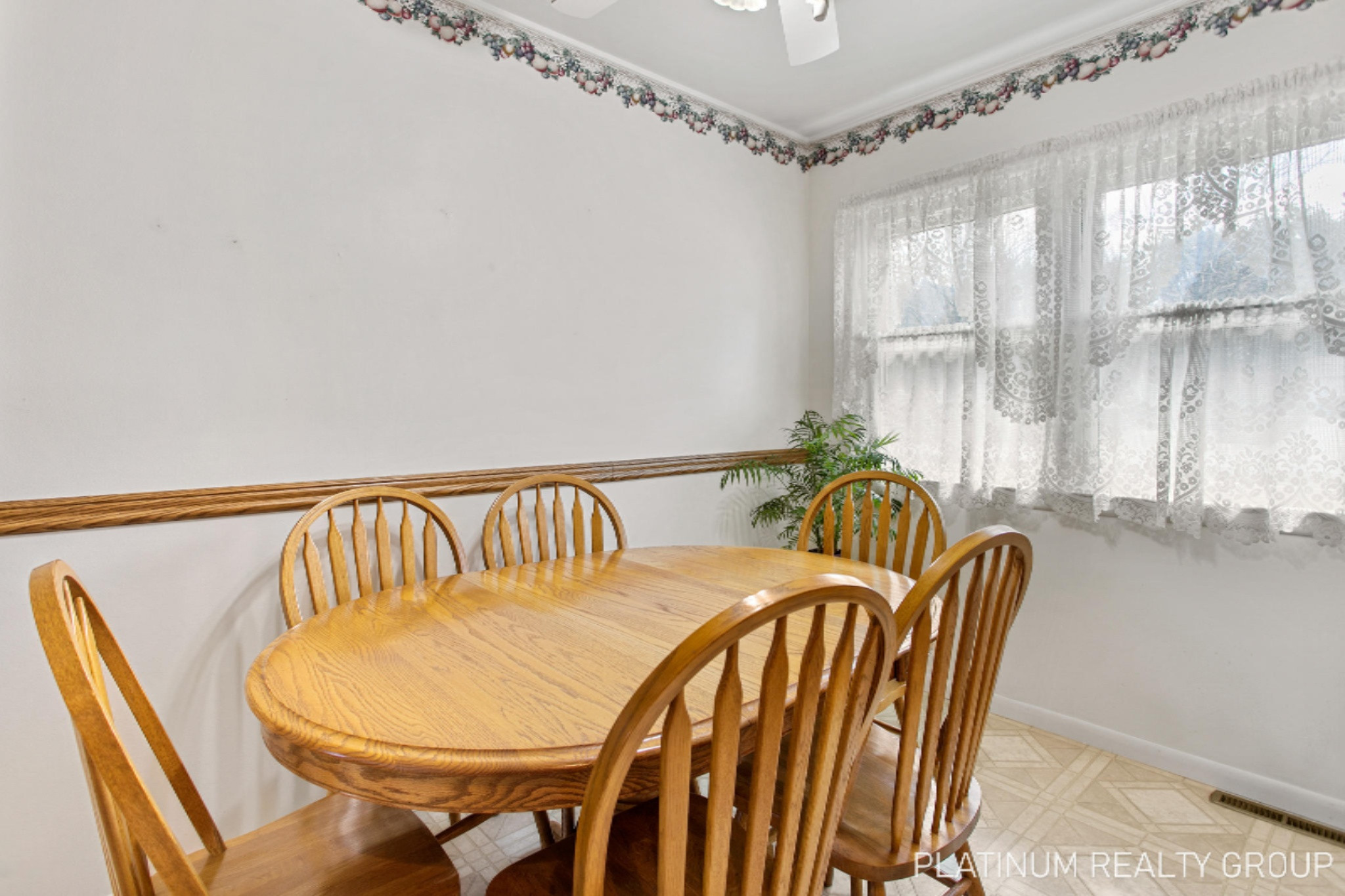 4198 Heights Ravenna Road Muskegon, MI 49444 - Photo 14 of 46 13-Eating Area Kitchen