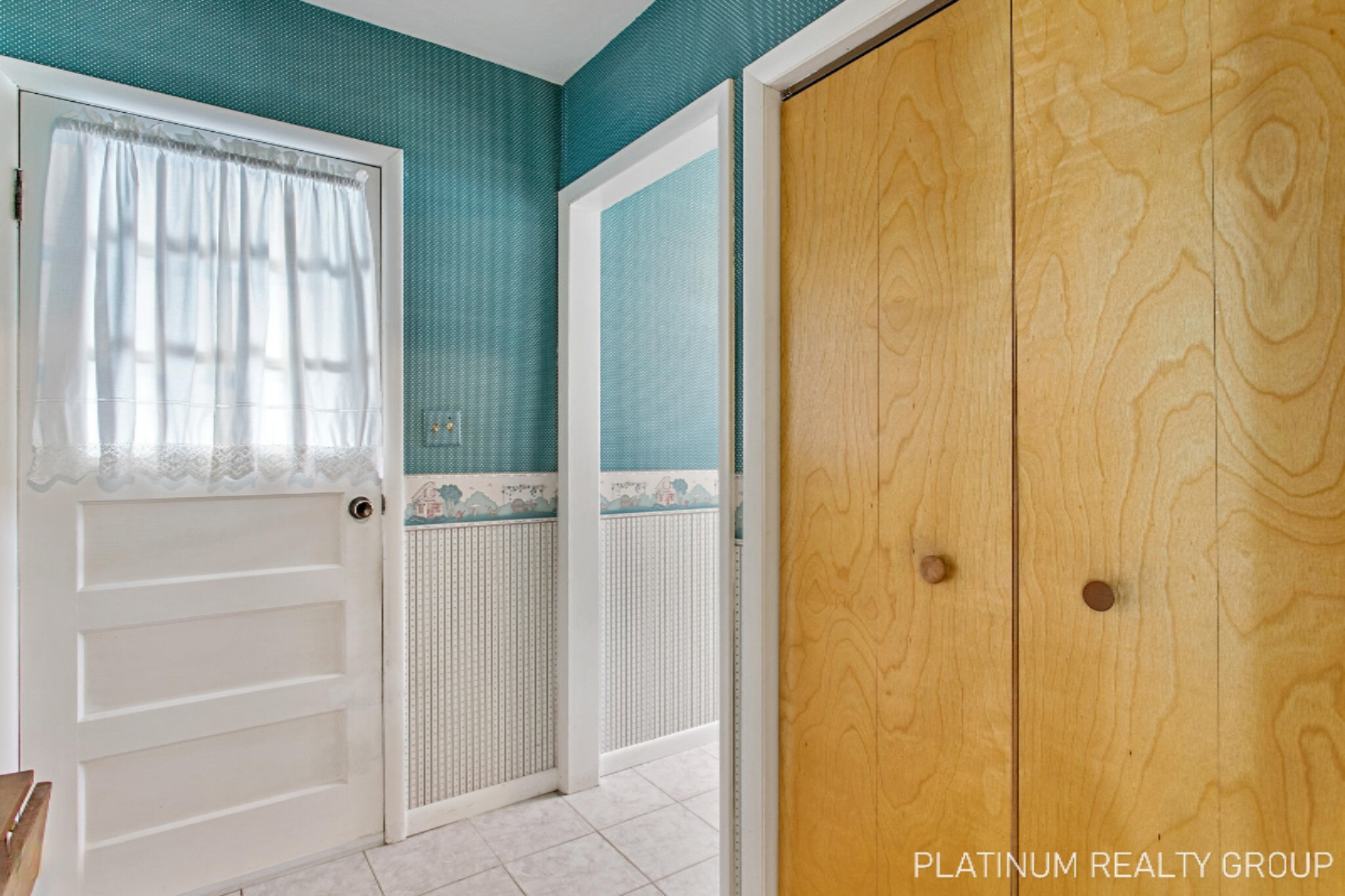 4198 Heights Ravenna Road Muskegon, MI 49444 - Photo 20 of 46 19-Laundry Room
