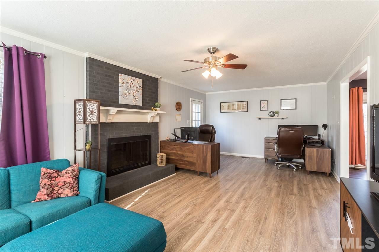 5300 Duraleigh Road Raleigh, NC 27612 - Photo 4 of 25 Gallery Image 4
