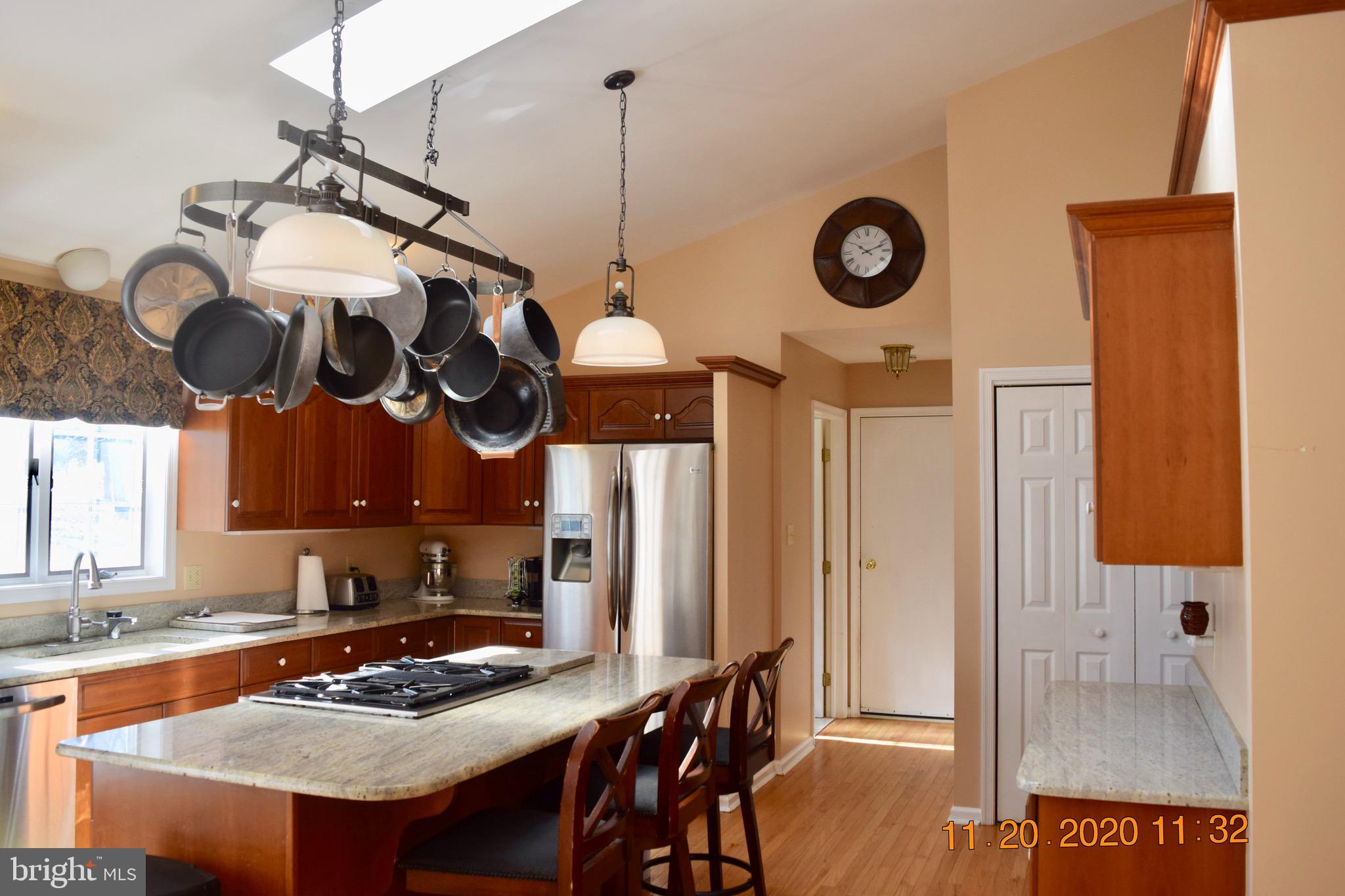 34 Wedgewood Road Newark, DE 19711 - Photo 14 of 42 Chefs gourmet kitchen!