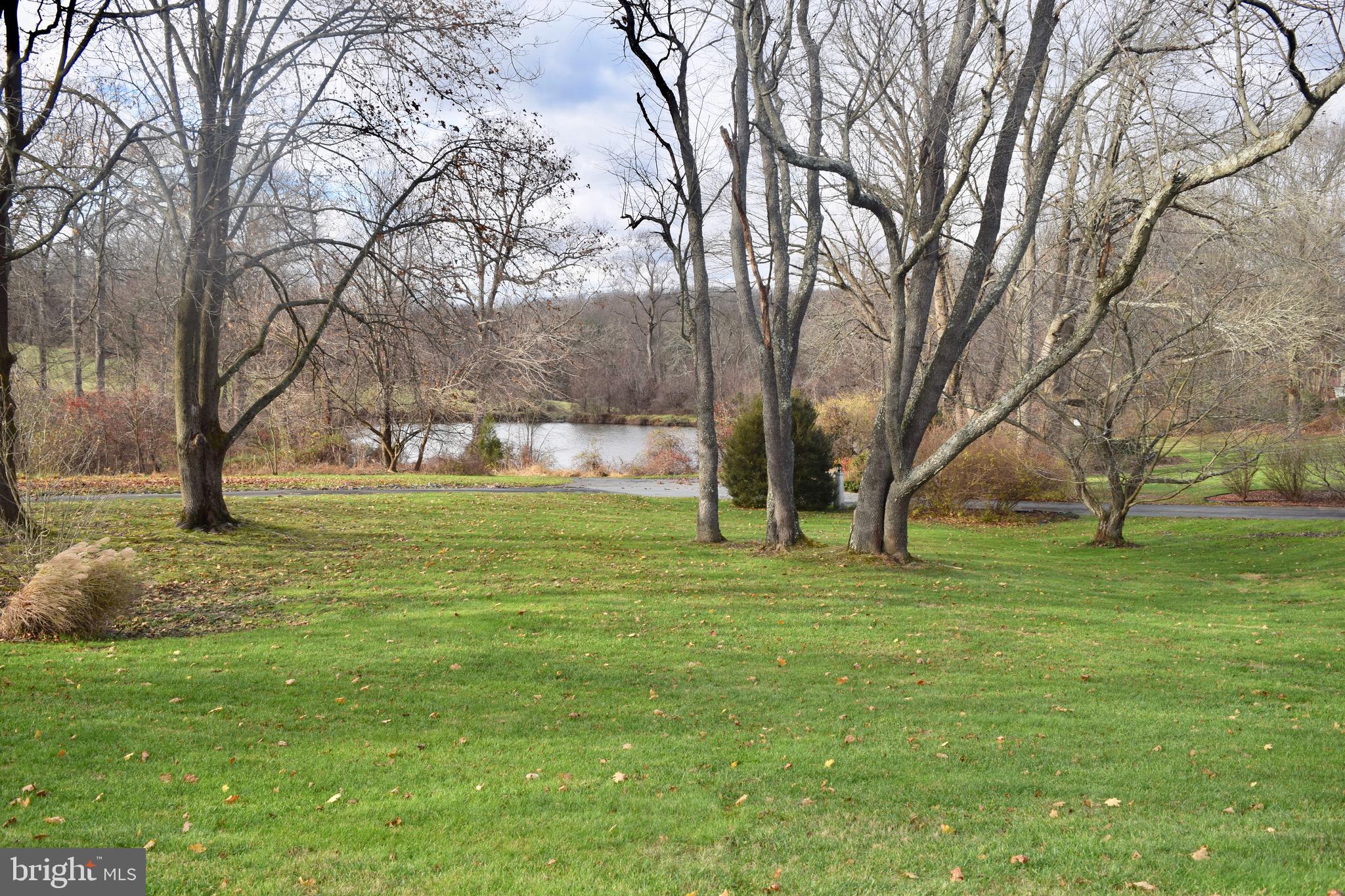 34 Wedgewood Road Newark, DE 19711 - Photo 4 of 42 Peaceful view!