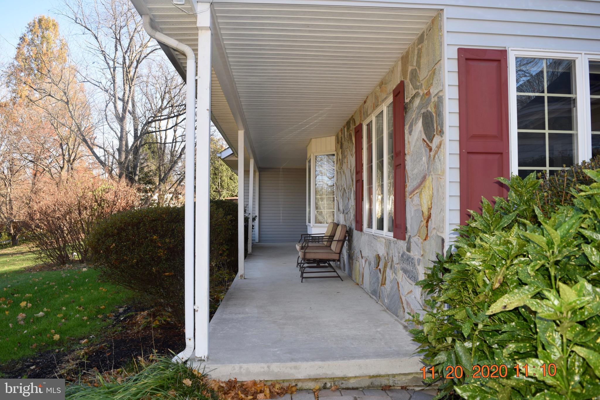 34 Wedgewood Road Newark, DE 19711 - Photo 9 of 42 Stone Front Porch!