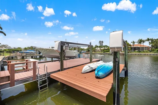 $1,399,000 | 4673 Alisa Circle Northeast, St. Petersburg, FL 33703