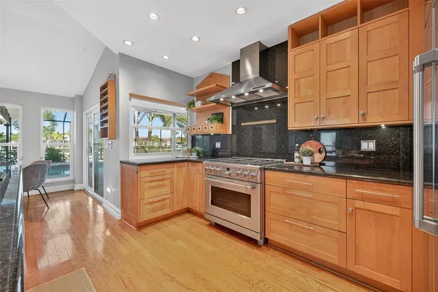 $1,399,000 | 4673 Alisa Circle Northeast, St. Petersburg, FL 33703