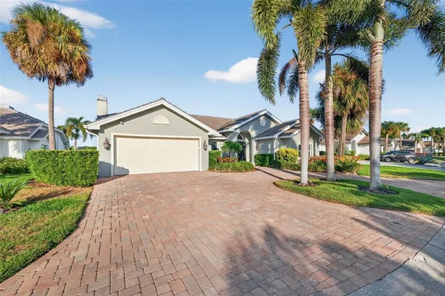 $1,399,000 | 4673 Alisa Circle Northeast, St. Petersburg, FL 33703
