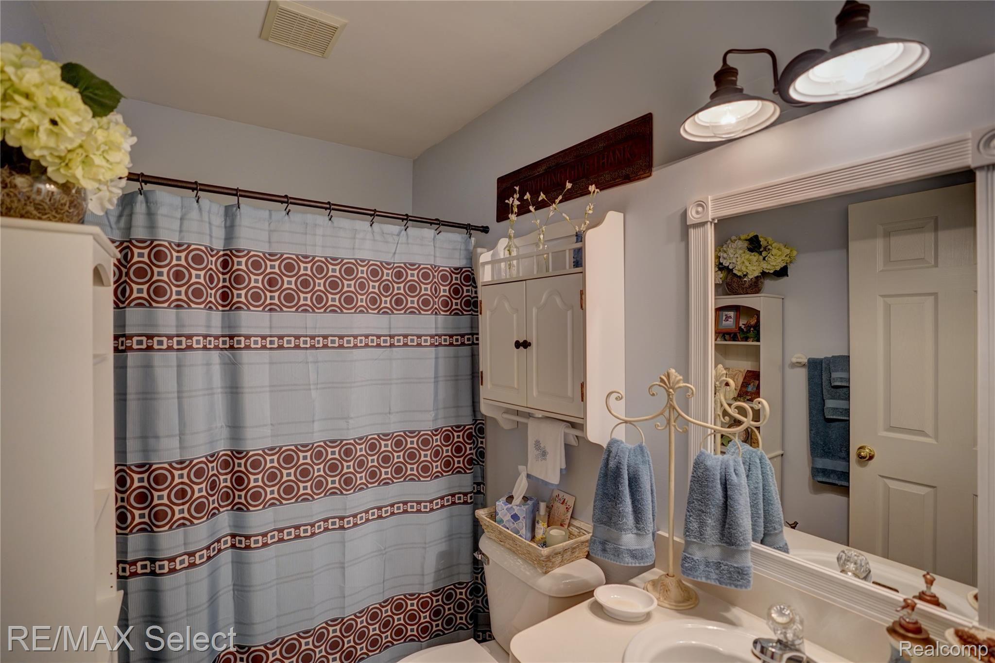 8224 North Genesee Road Mount Morris, MI 48458 - Photo 27 of 57 8224 N Genesee Road 35.jpg