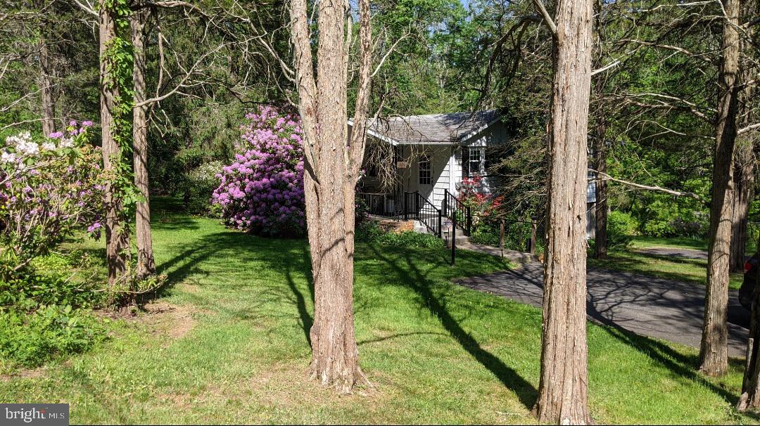 1405 Snyder Road Green Lane, PA 18054 - Photo 16 of 18 Gallery Image 16