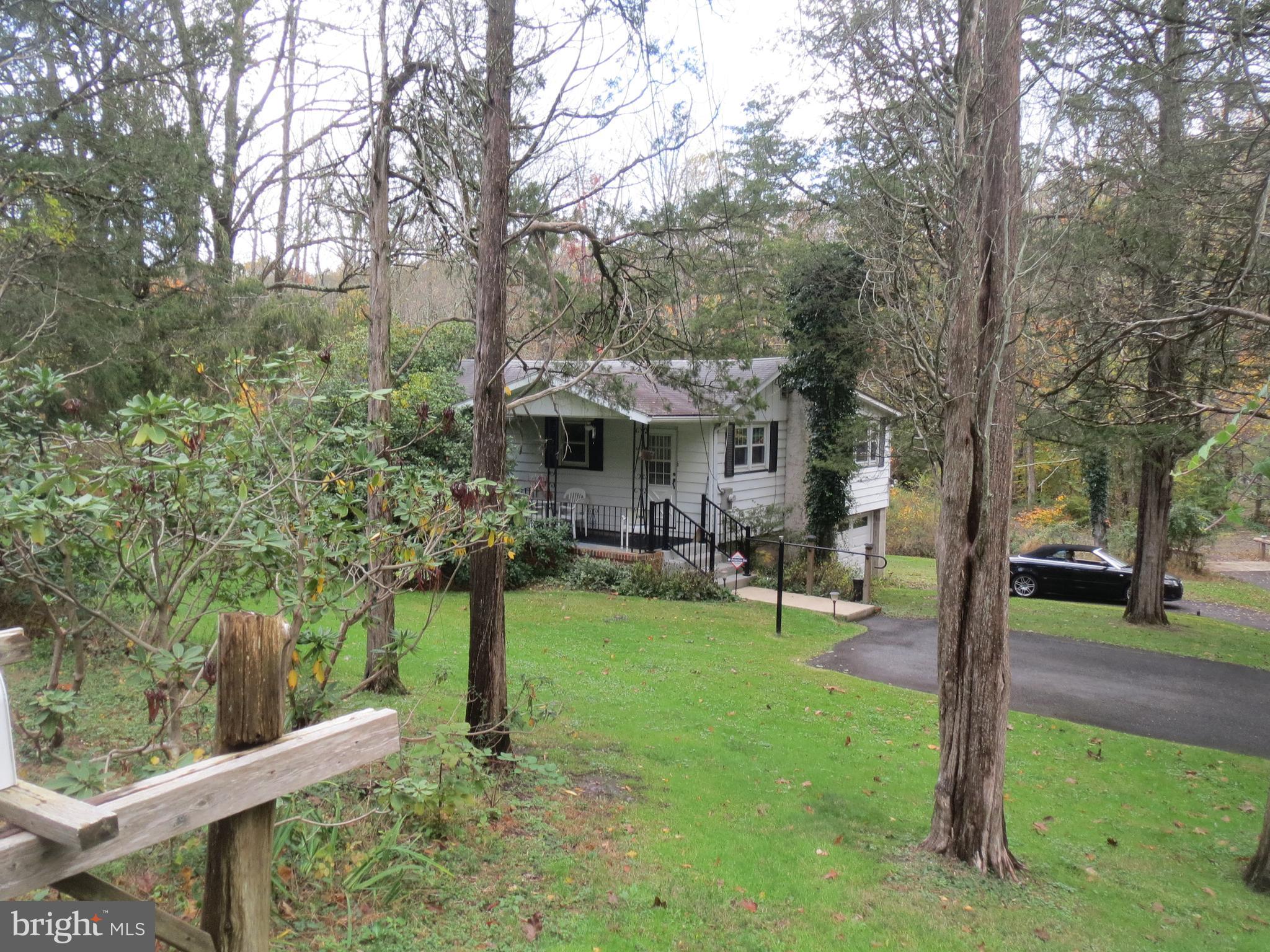 1405 Snyder Road Green Lane, PA 18054 - Photo 3 of 18 Gallery Image 3