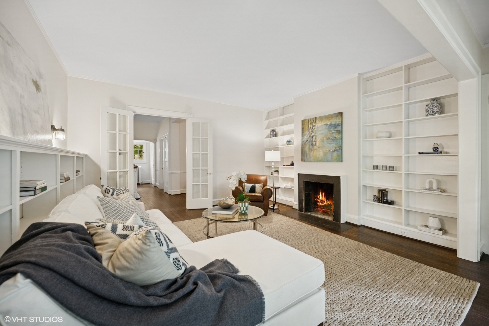 550 Oak Street Winnetka, IL 60093 - Photo 11 of 45 a bed room with a bed and a fireplace