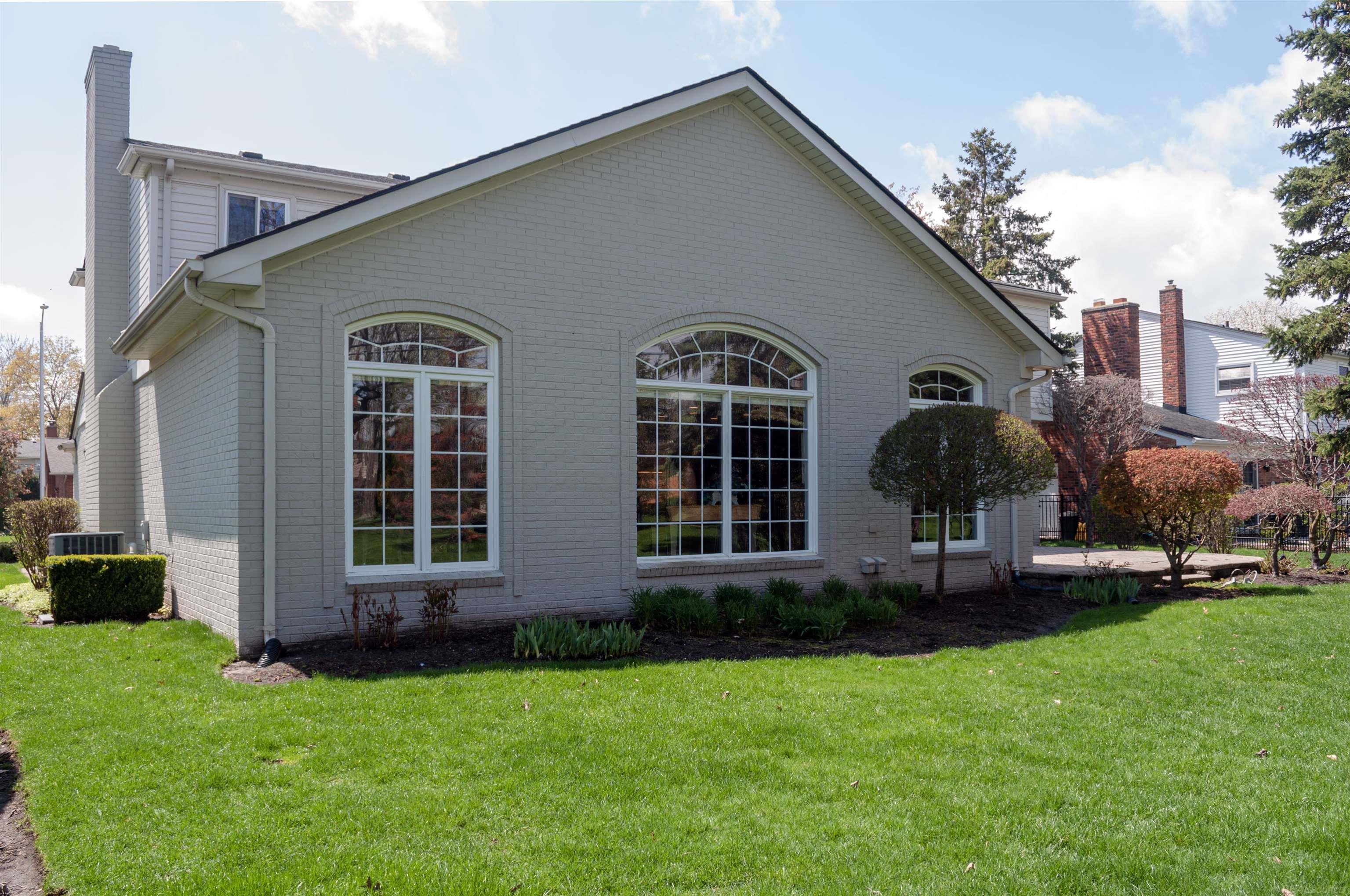 1010 Canterbury Road Grosse Pointe Woods, MI 48236 - Photo 60 of 65